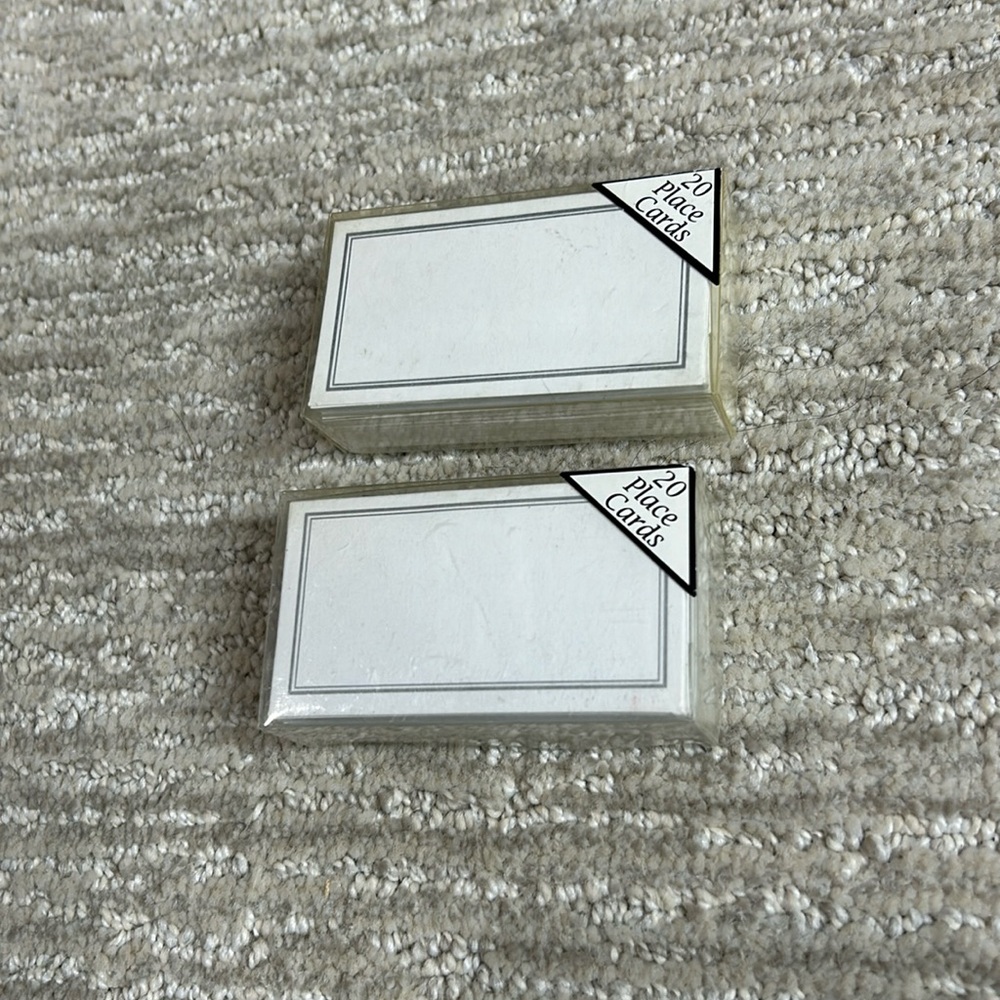 40 Silver Border Place Cards